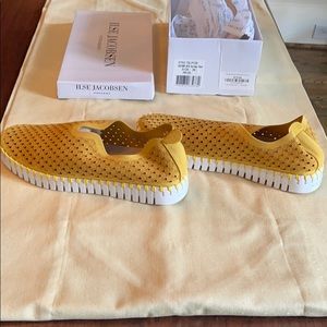 IIlse Jacobsen Perforated Slip-on shoe